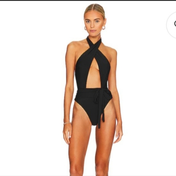 VS. PINK SWIMSUIT! - Picture 4 of 4